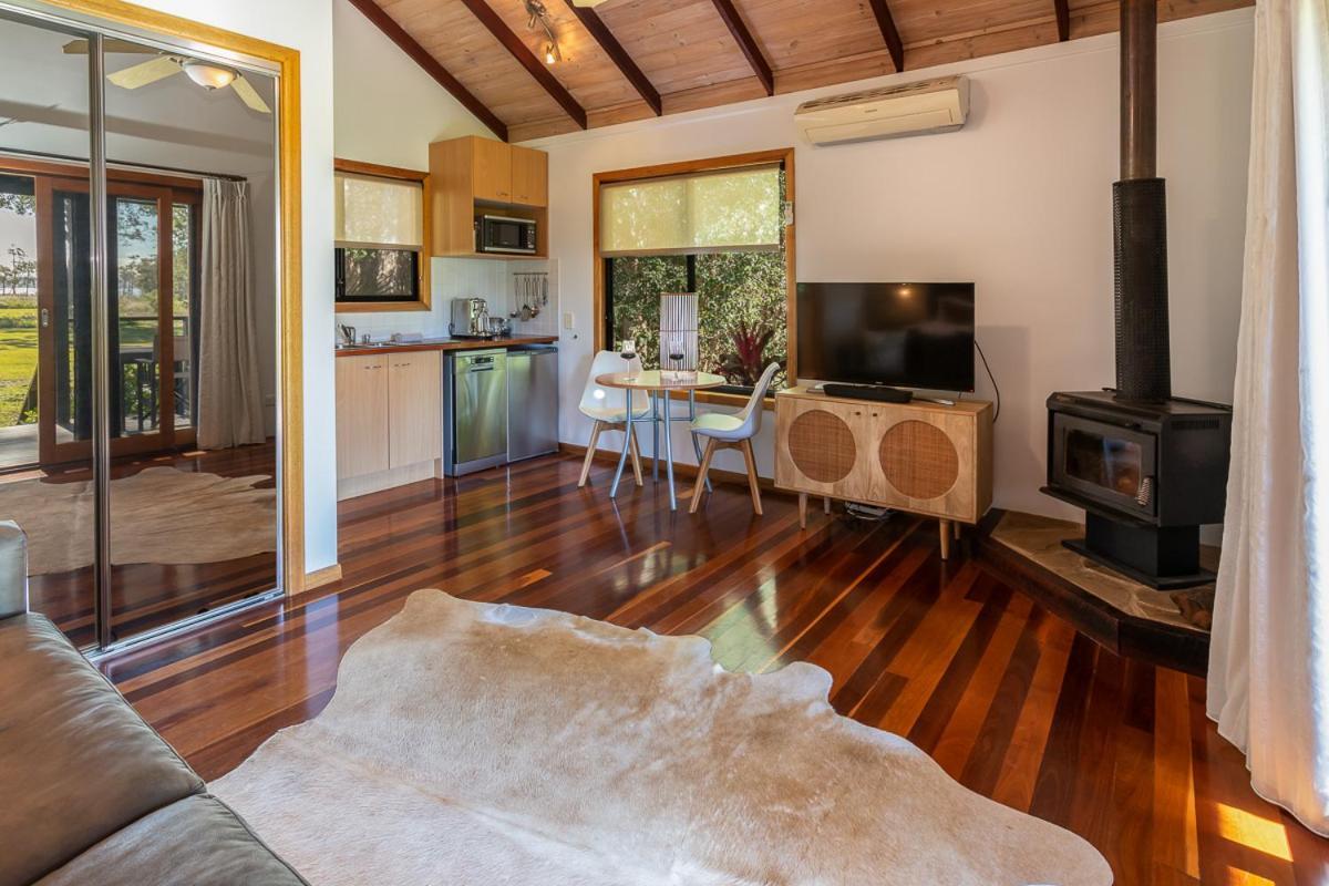 Lake Weyba Cottages Noosa Peregian Beach Exterior foto